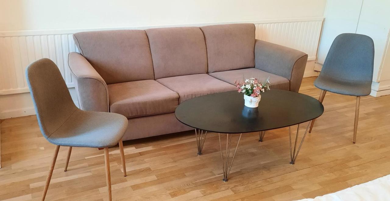 Hostel Koersbaerskullen Vimmerby Zewnętrze zdjęcie